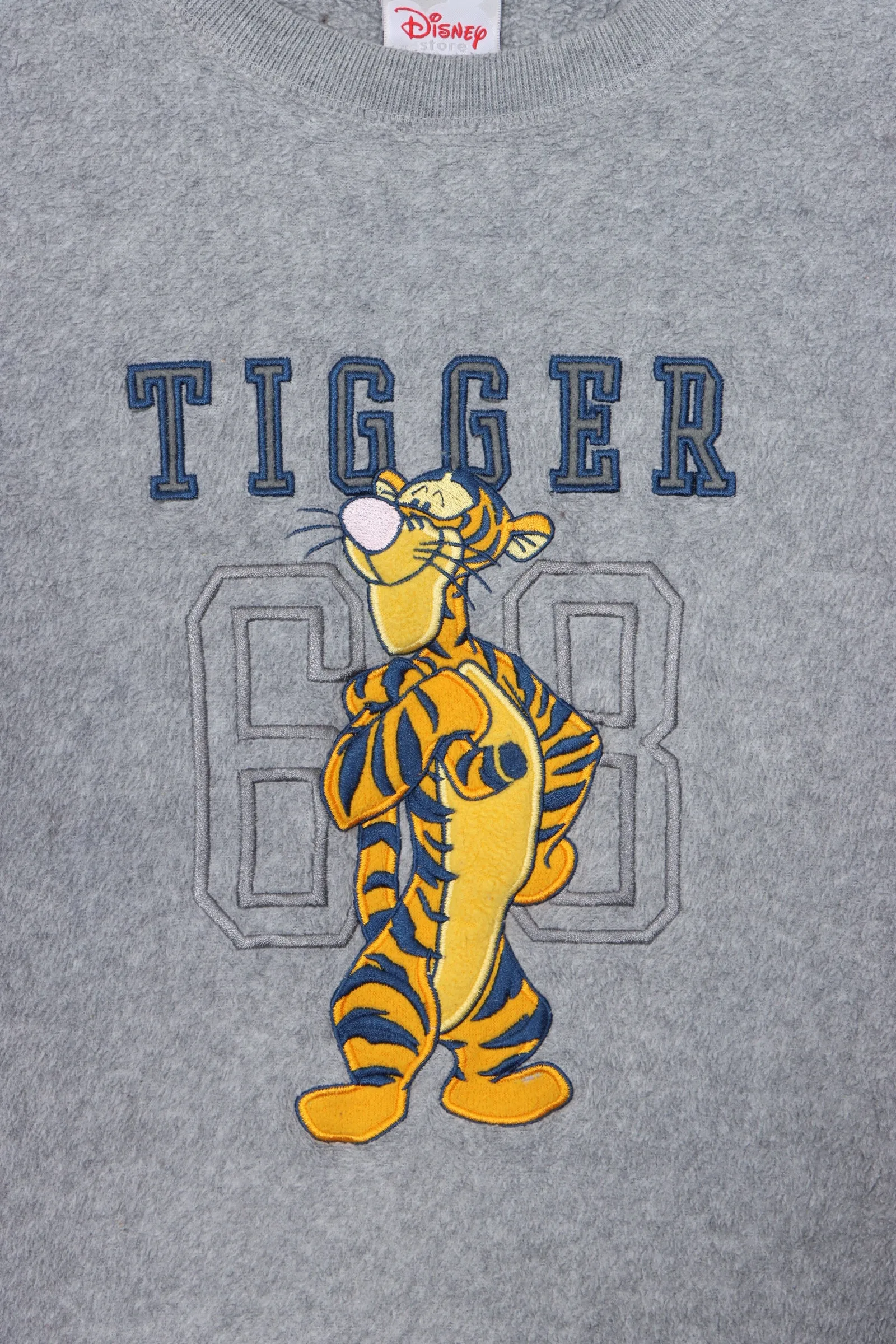 DISNEY Tigger 86 Embroidered Fleece Sweatshirt (L)