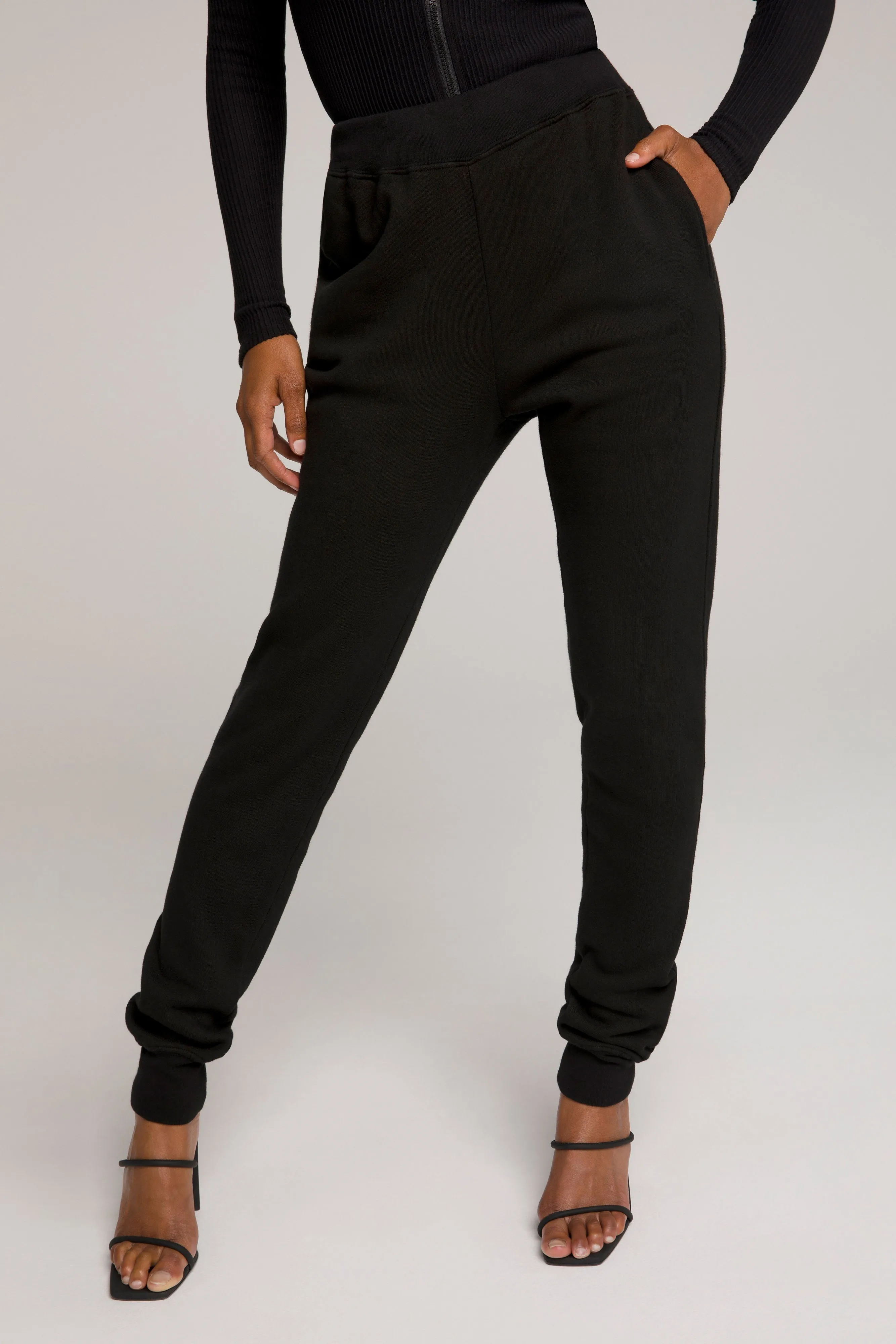 GOOD WAIST JOGGER | BLACK001