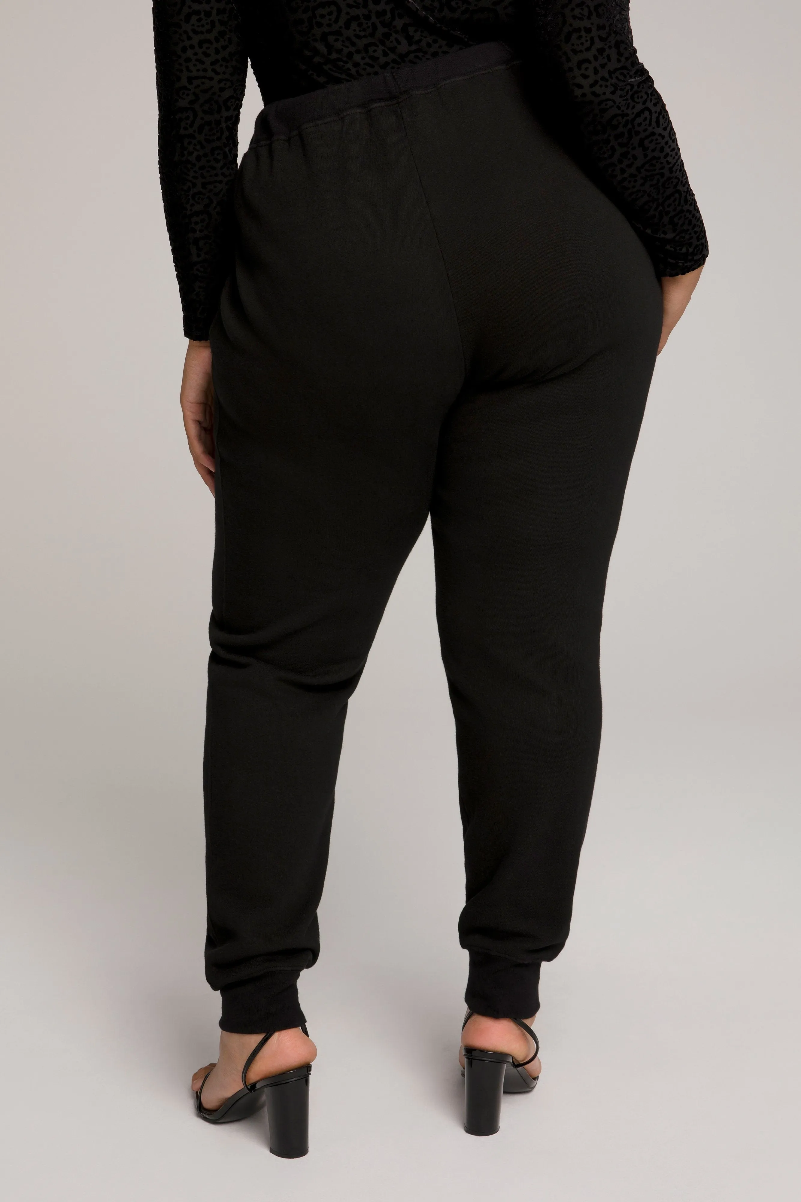 GOOD WAIST JOGGER | BLACK001